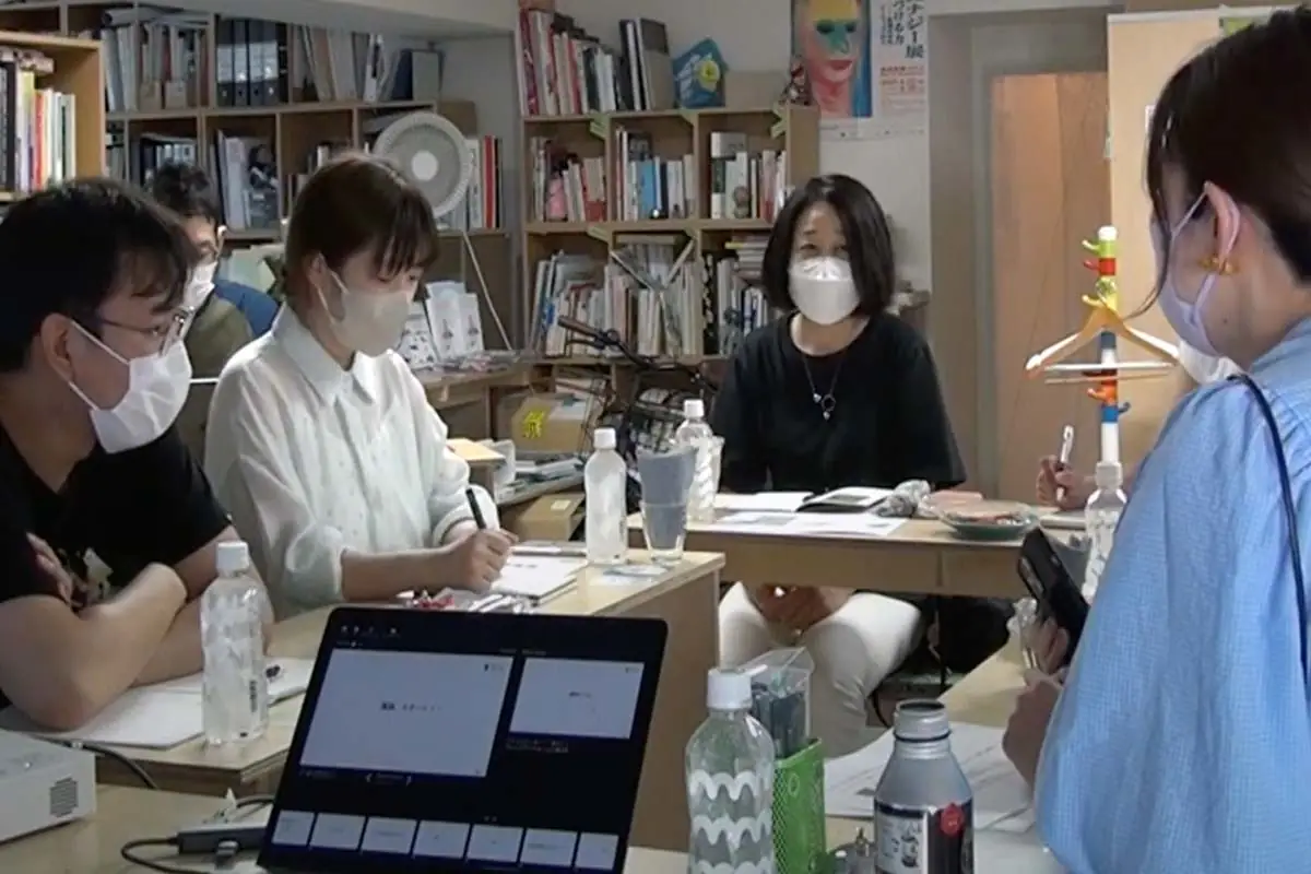 theatre workshop in an office in Japan